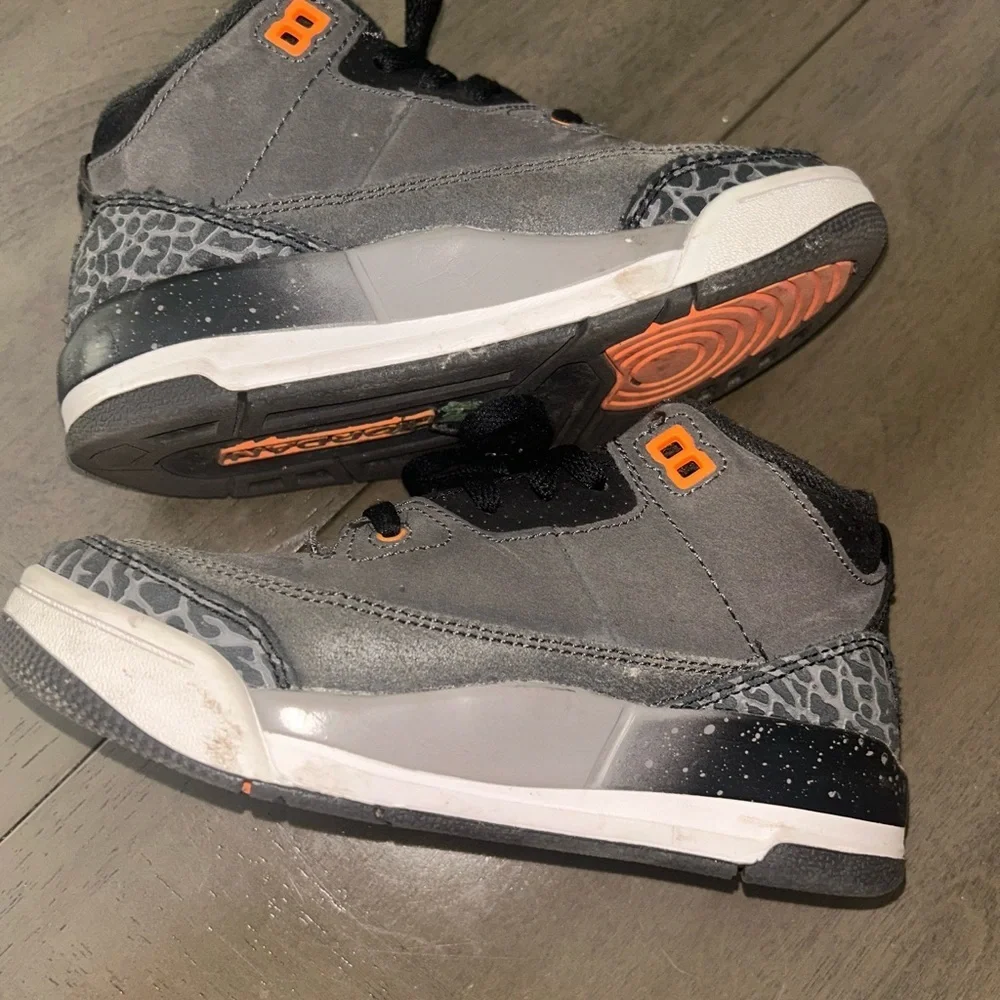 Jordan 3 retro fear pack sneakers size 13c - Picture 4 of 8